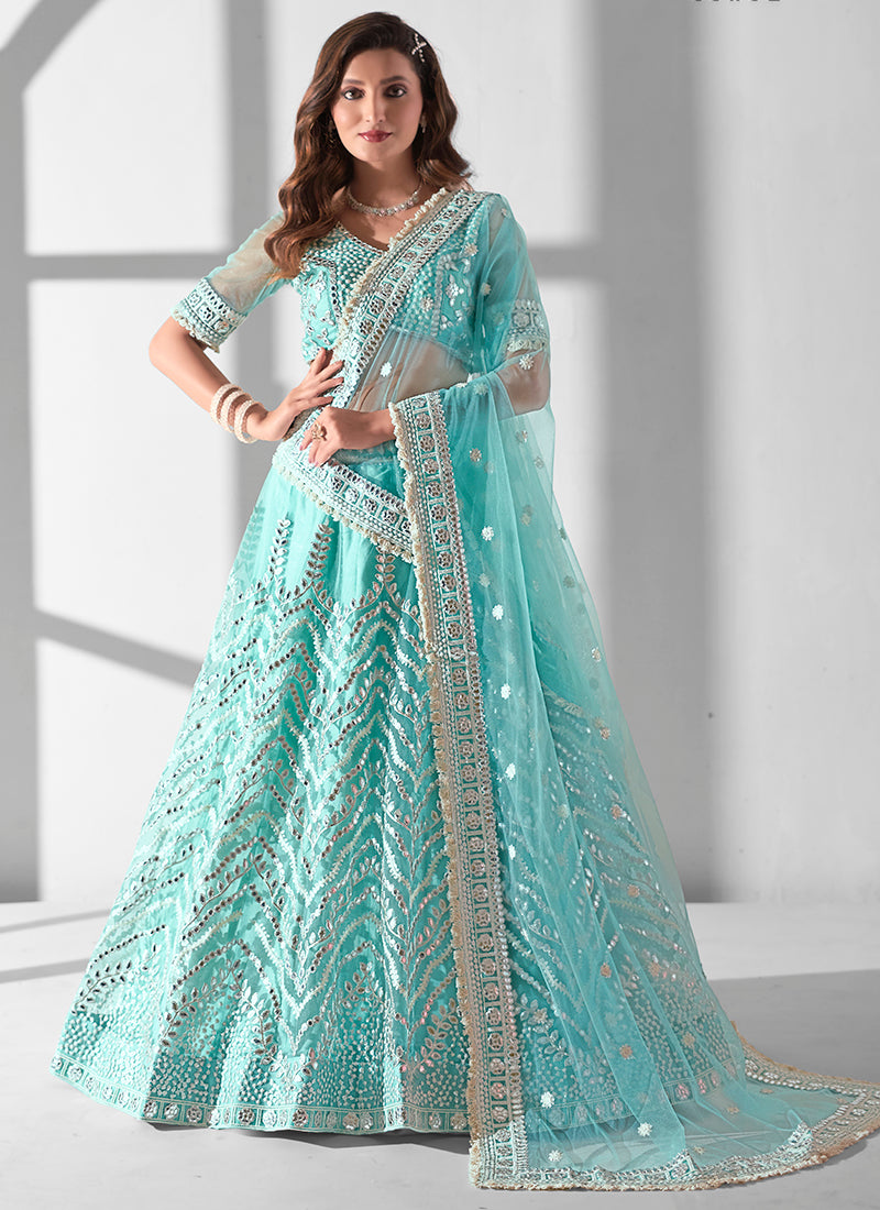 Lehenga Choli brodé à paillettes bleu ciel