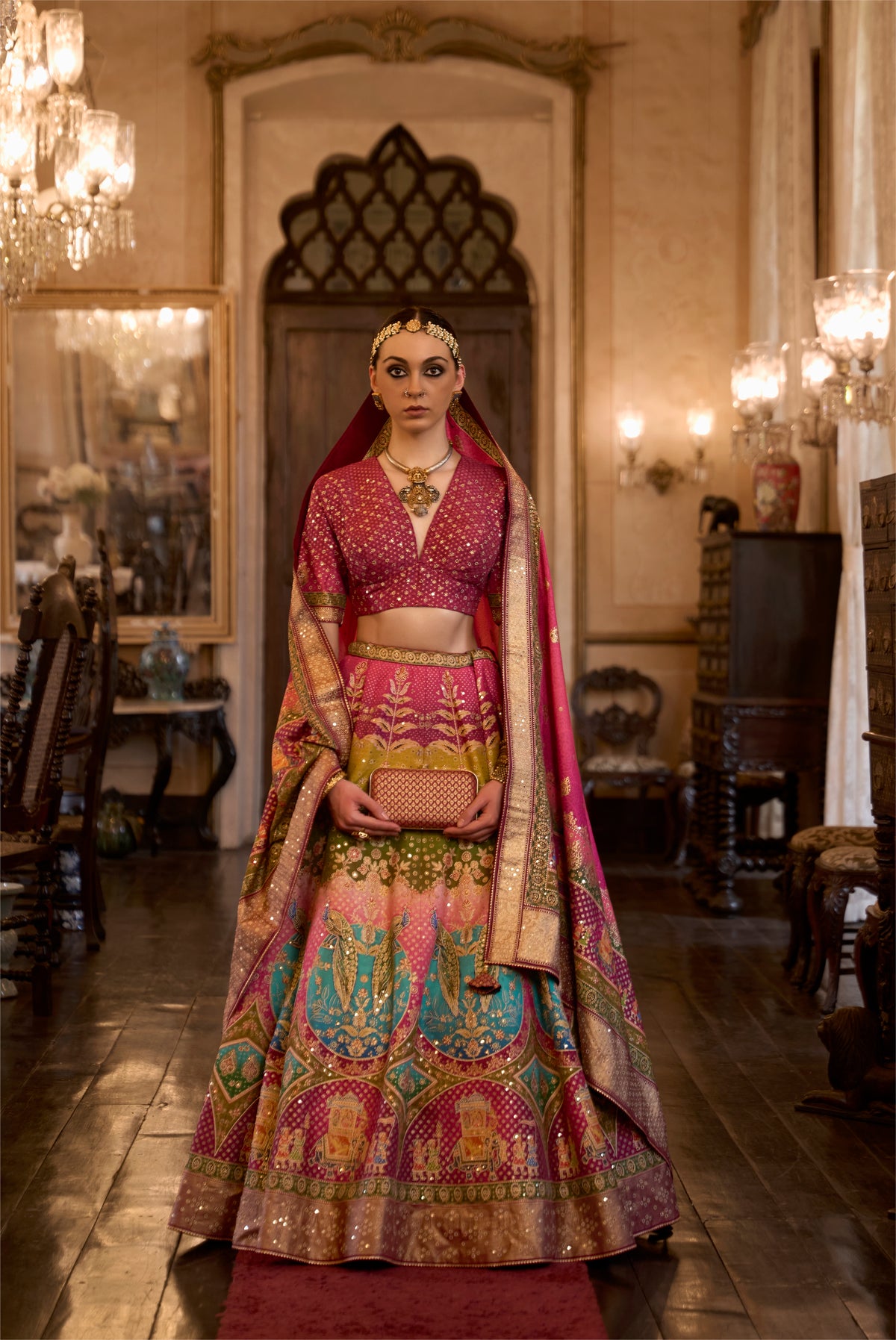 Lehenga Choli en soie rose rubis scintillante 