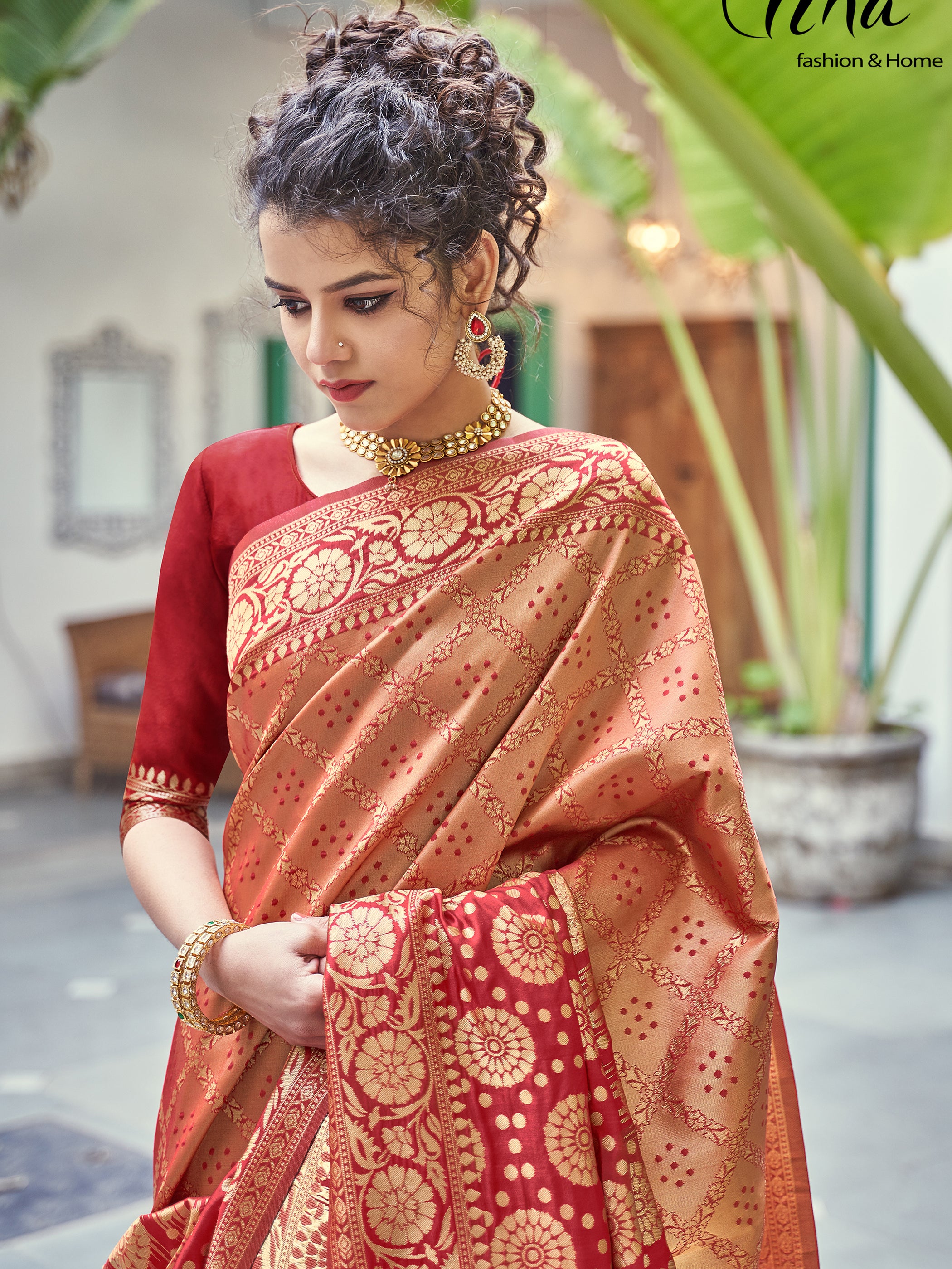 Red Banarasi Art Silk Woven Saree