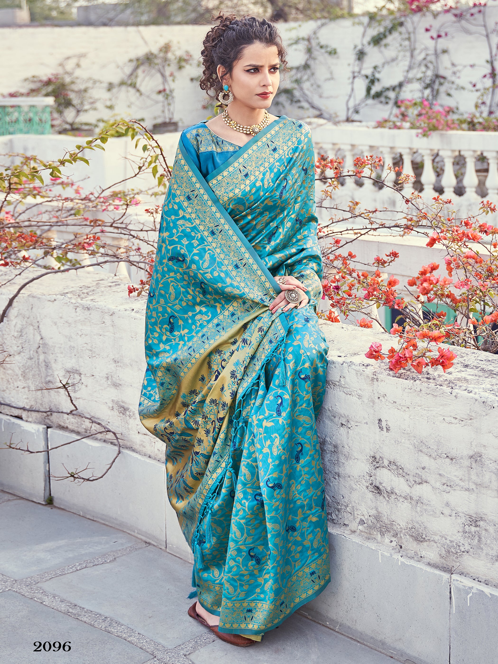 Saree tissé en soie d'art Banarasi turquoise