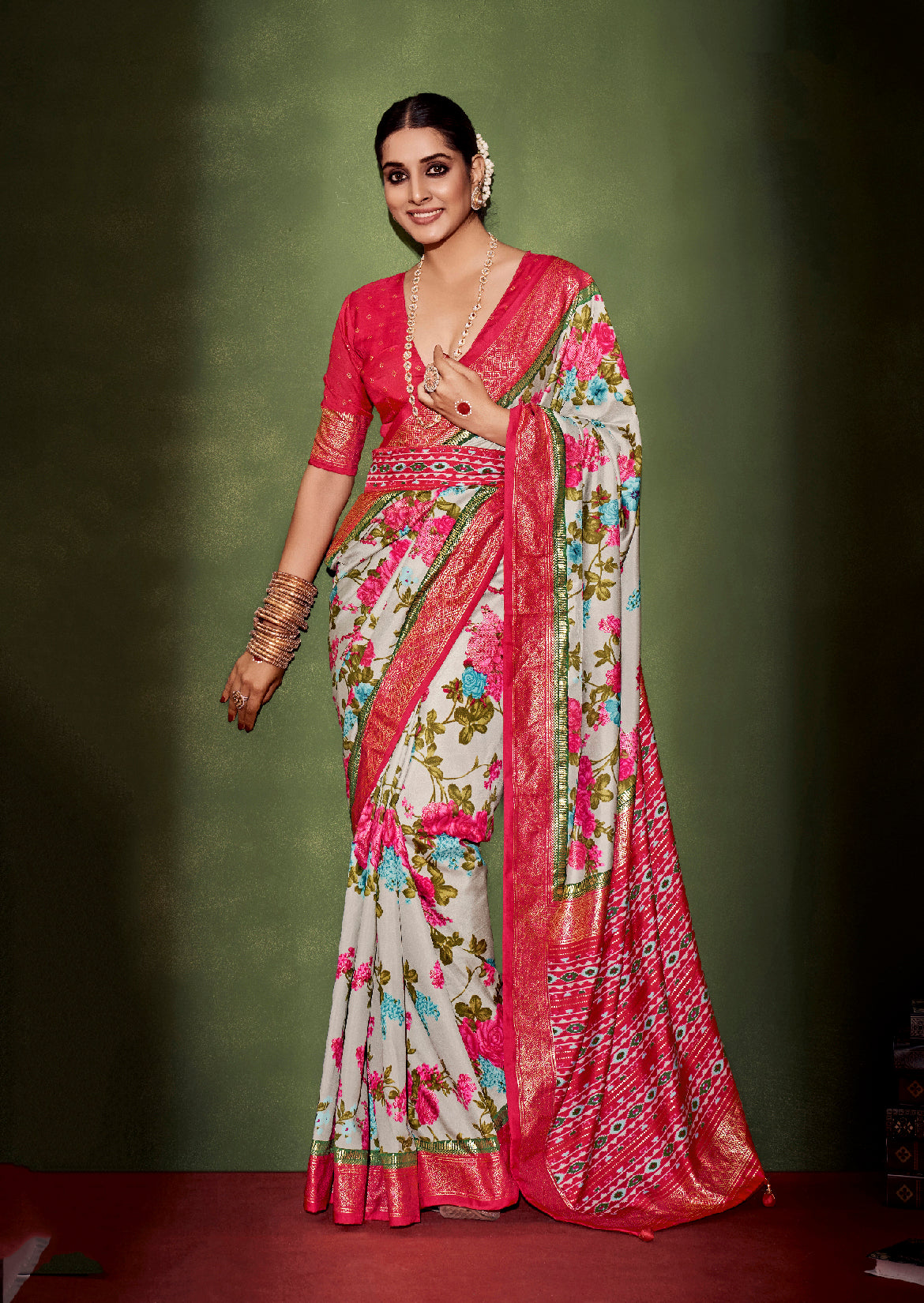 Grey Cotton Silk Floral Print Saree