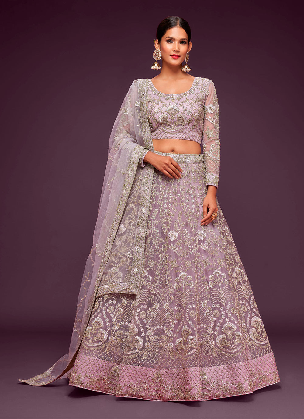 Lehenga Choli en filet brodé de lavande Zari