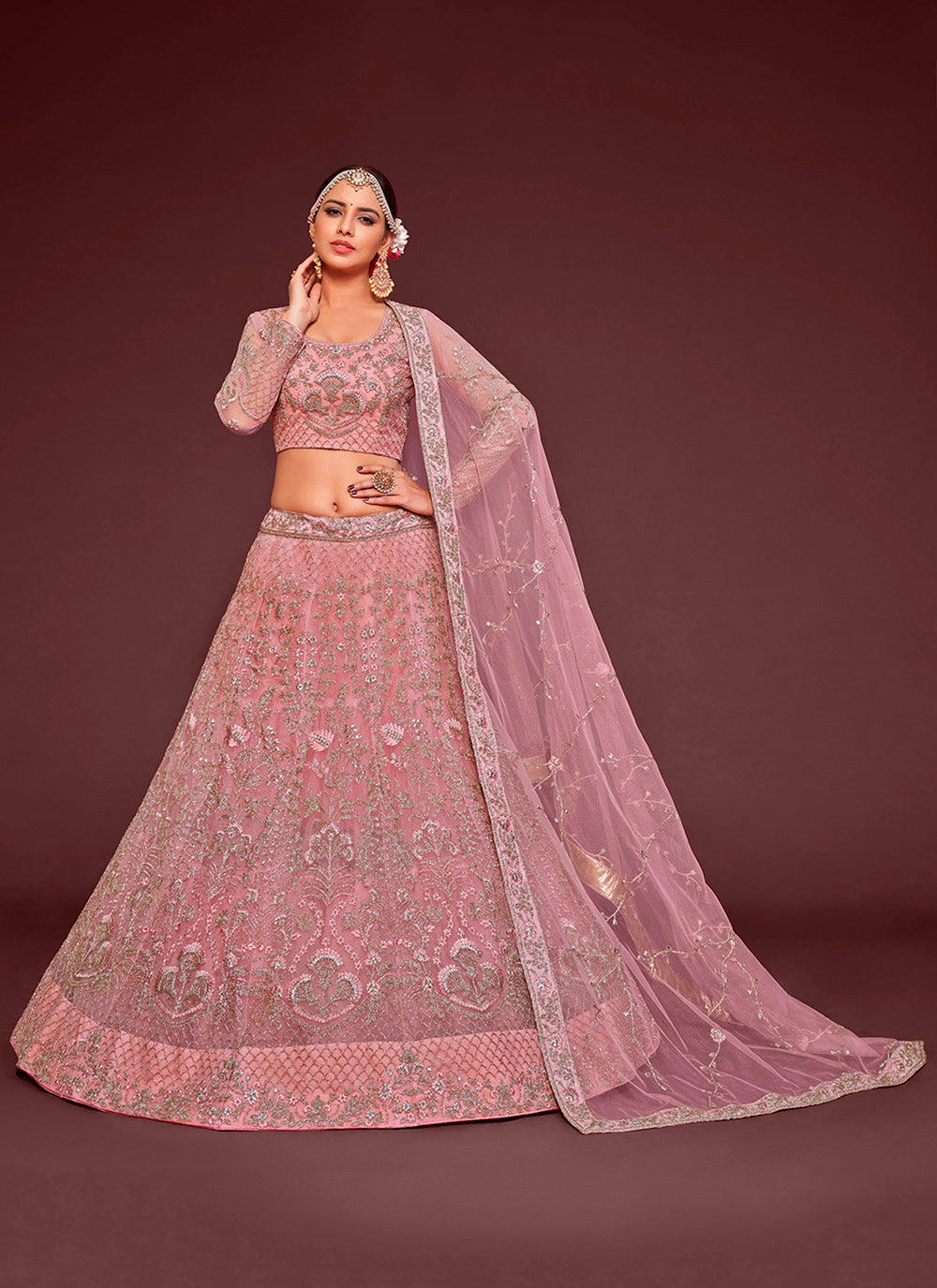 Lehenga Choli en filet brodé Zari rose