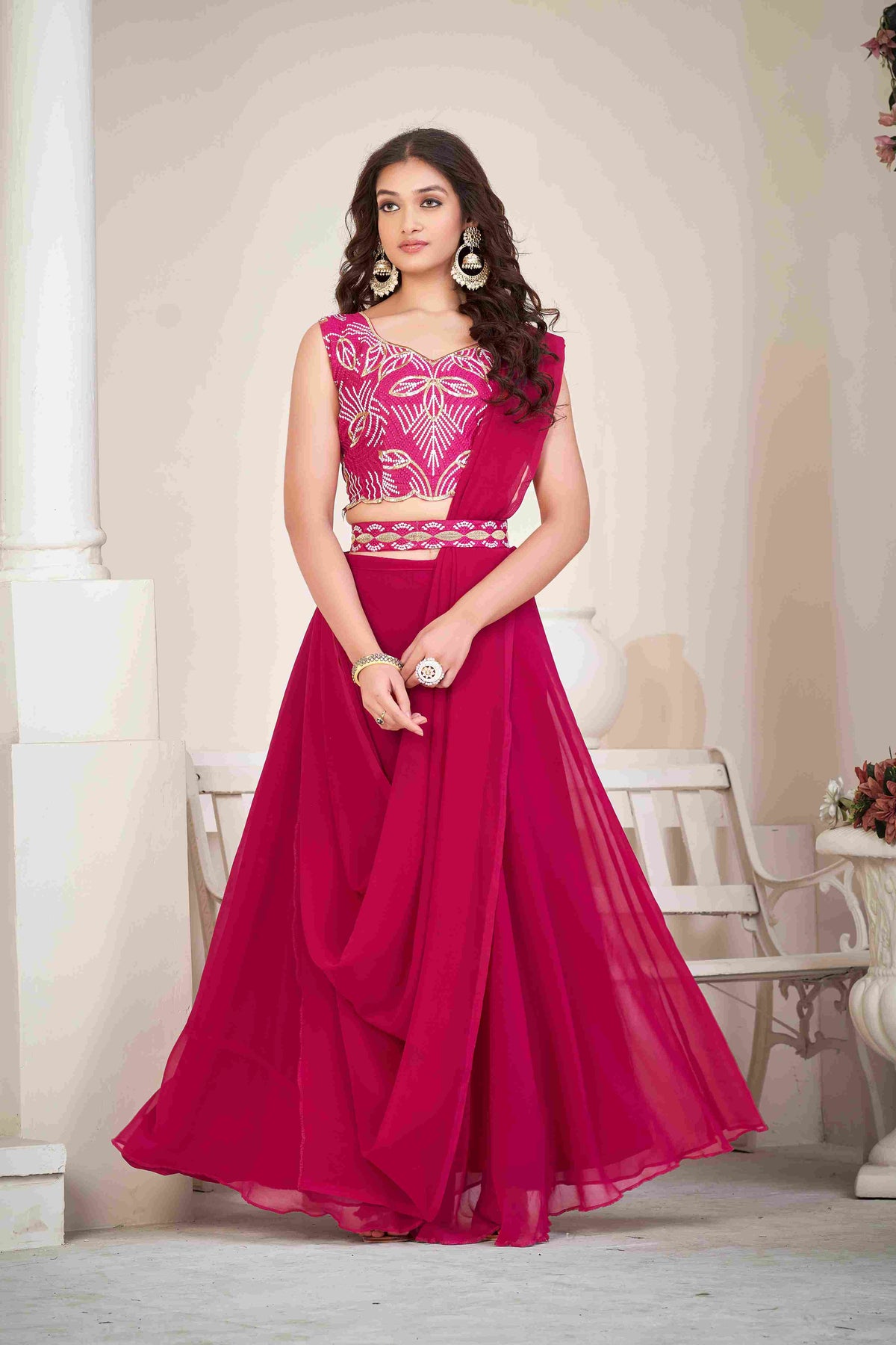 Lehenga Choli brodé en georgette rose