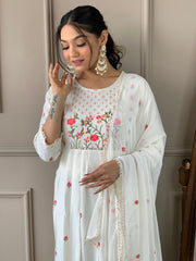 White Viscose Rayon Thread Embroidered Salwar Suit With Pant Dupatta