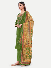 Costume Salwar brodé en soie Upada cousu vert avec pantalon imprimé Dupatta