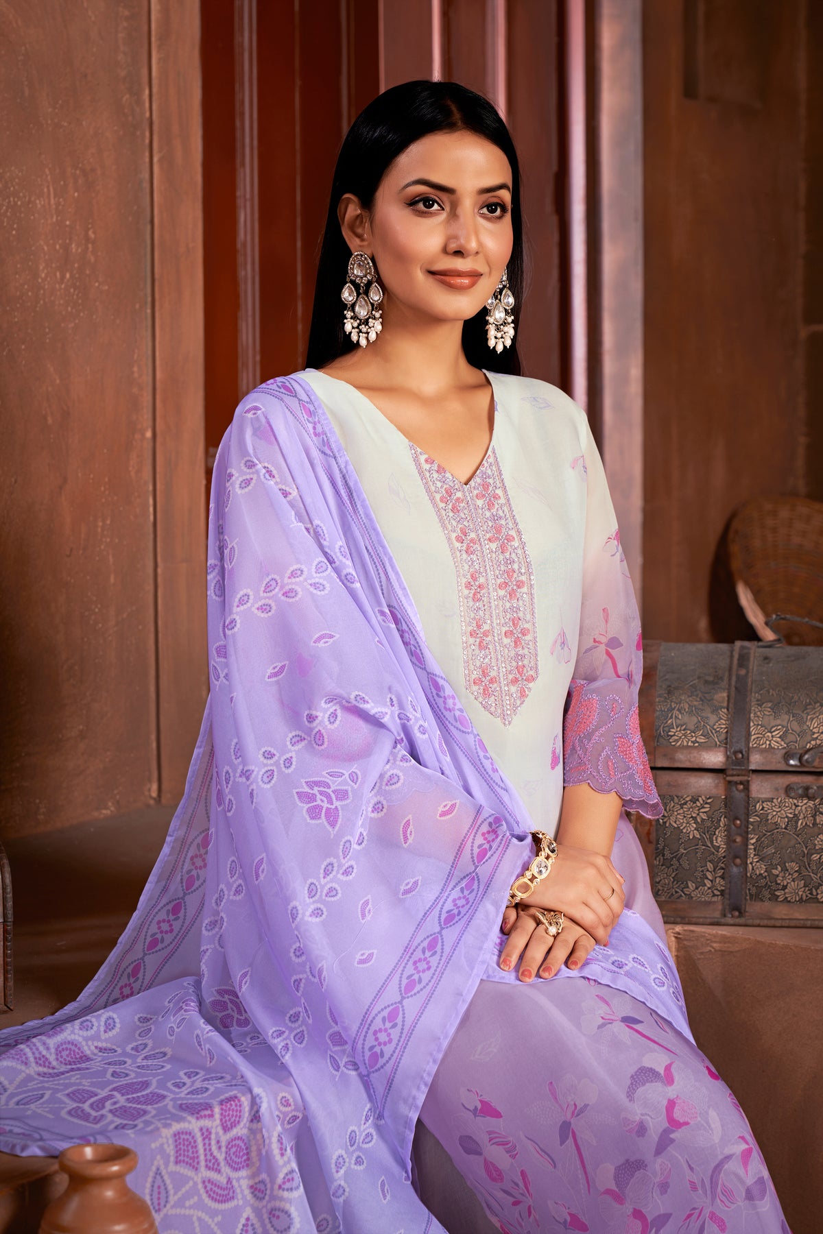 Costume Salwar en organza imprimé lavande avec pantalon Dupatta