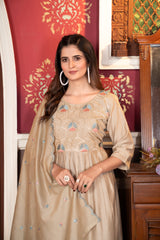 Costume Salwar brodé en viscose beige Chanderi avec pantalon Dupatta