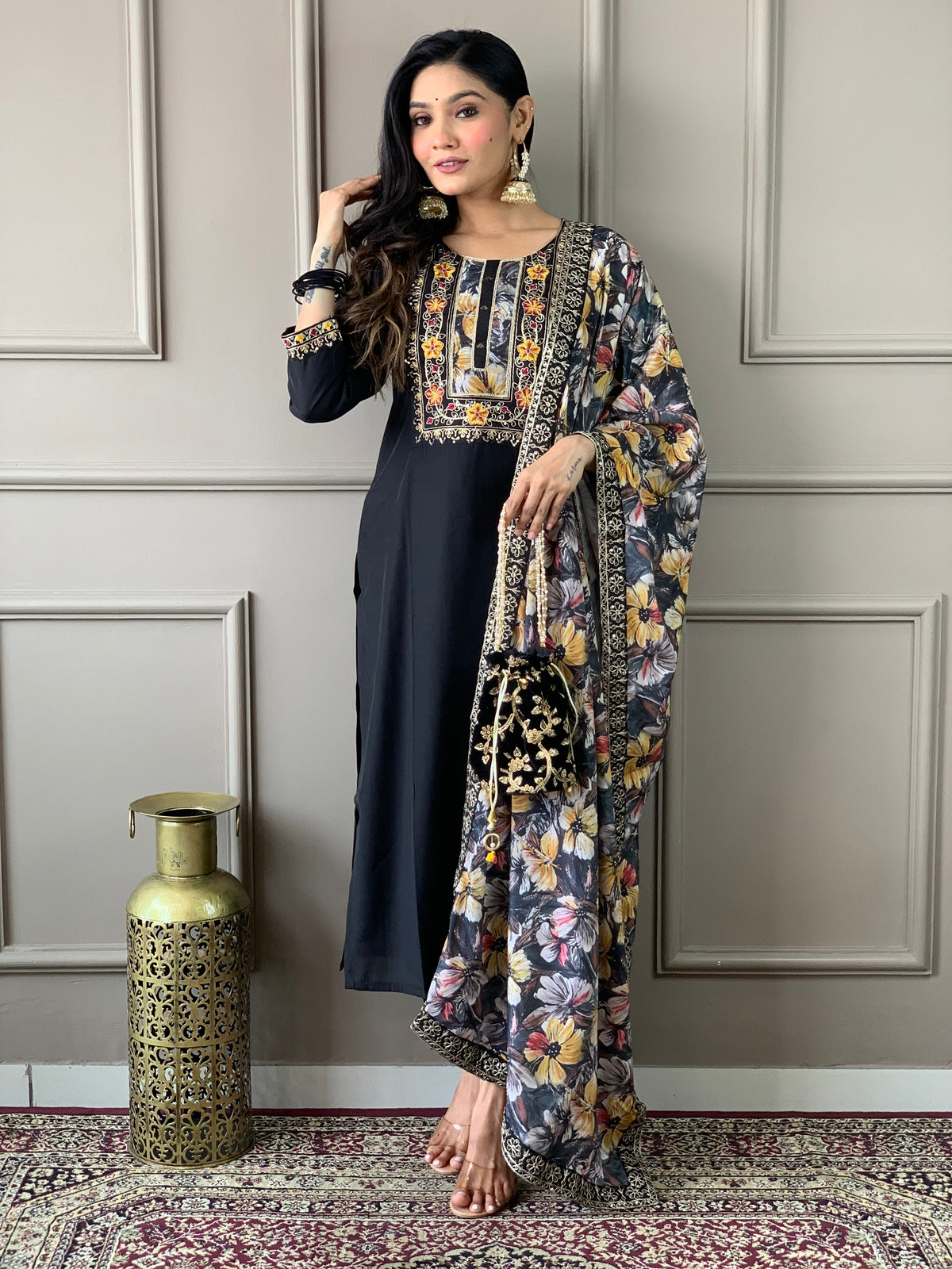 Black Viscose Chanderi Embroidered Kurti With Pant Dupatta