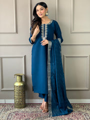 Kurti brodé Chanderi en viscose bleu foncé avec pantalon Dupatta