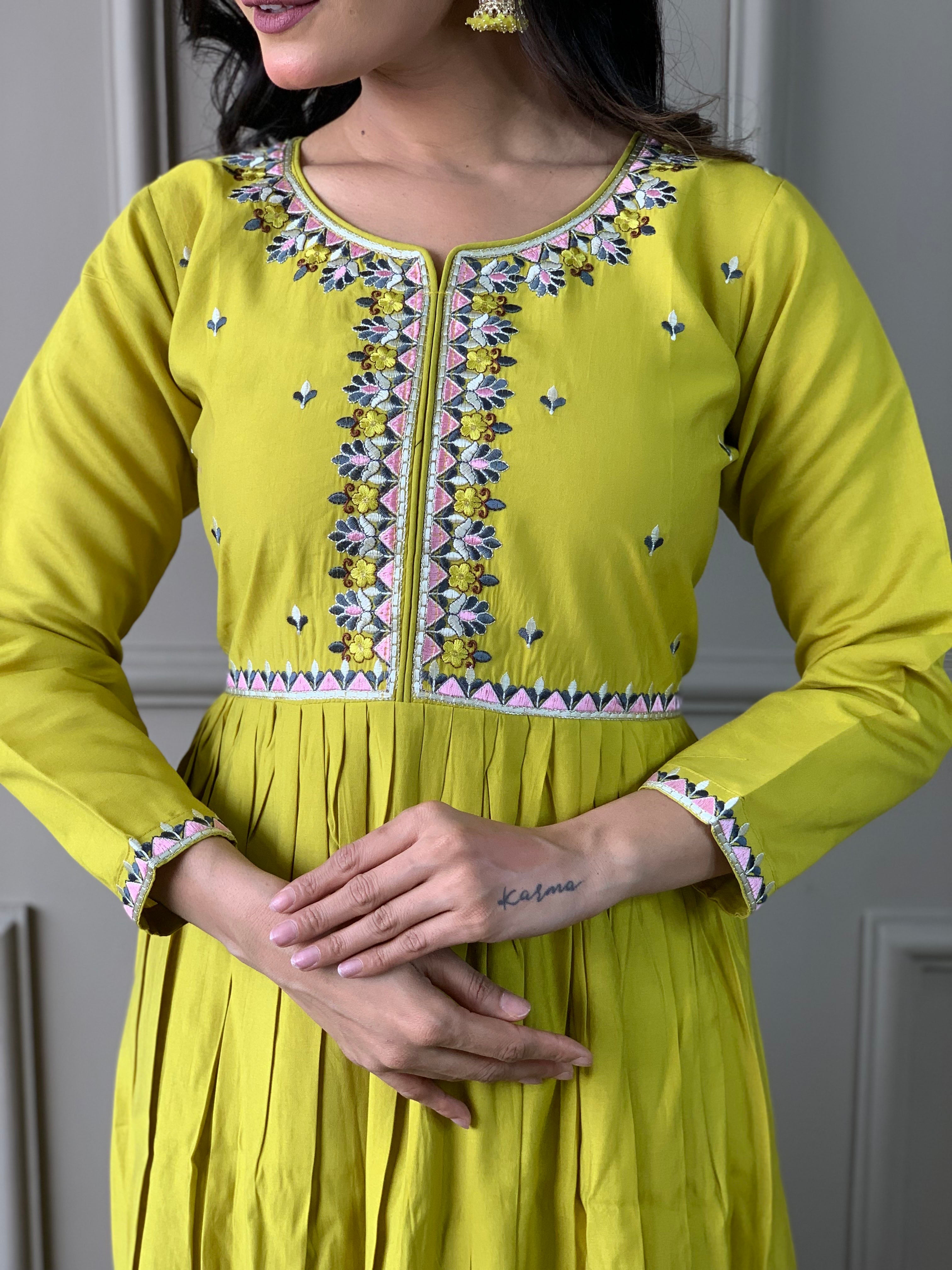 Chanderi en viscose citron Kurti brodé avec pantalon Dupatta