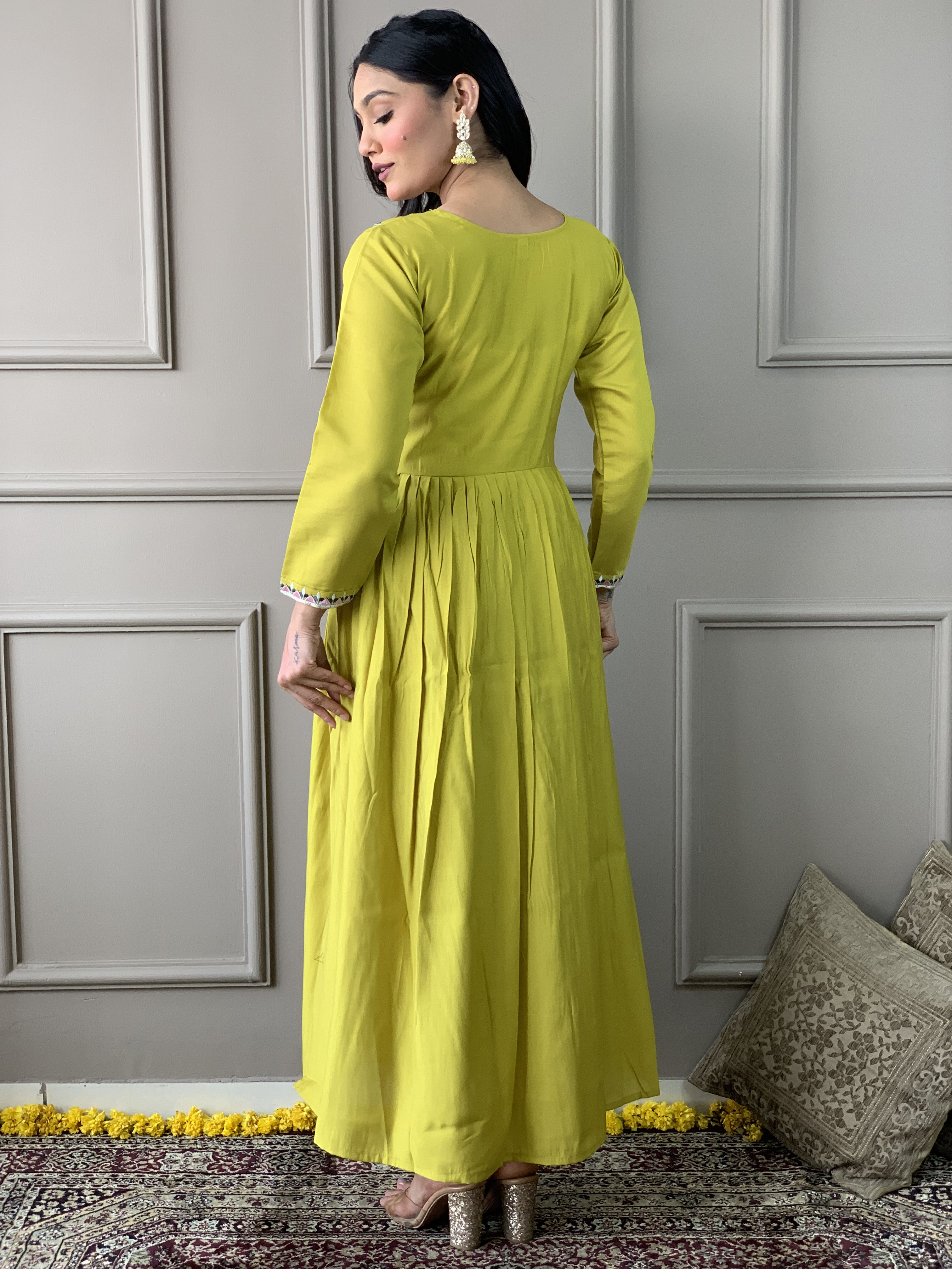 Chanderi en viscose citron Kurti brodé avec pantalon Dupatta