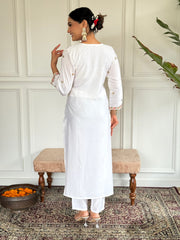 White Viscose Chanderi Embroidered  Kurti Pant Dupatta