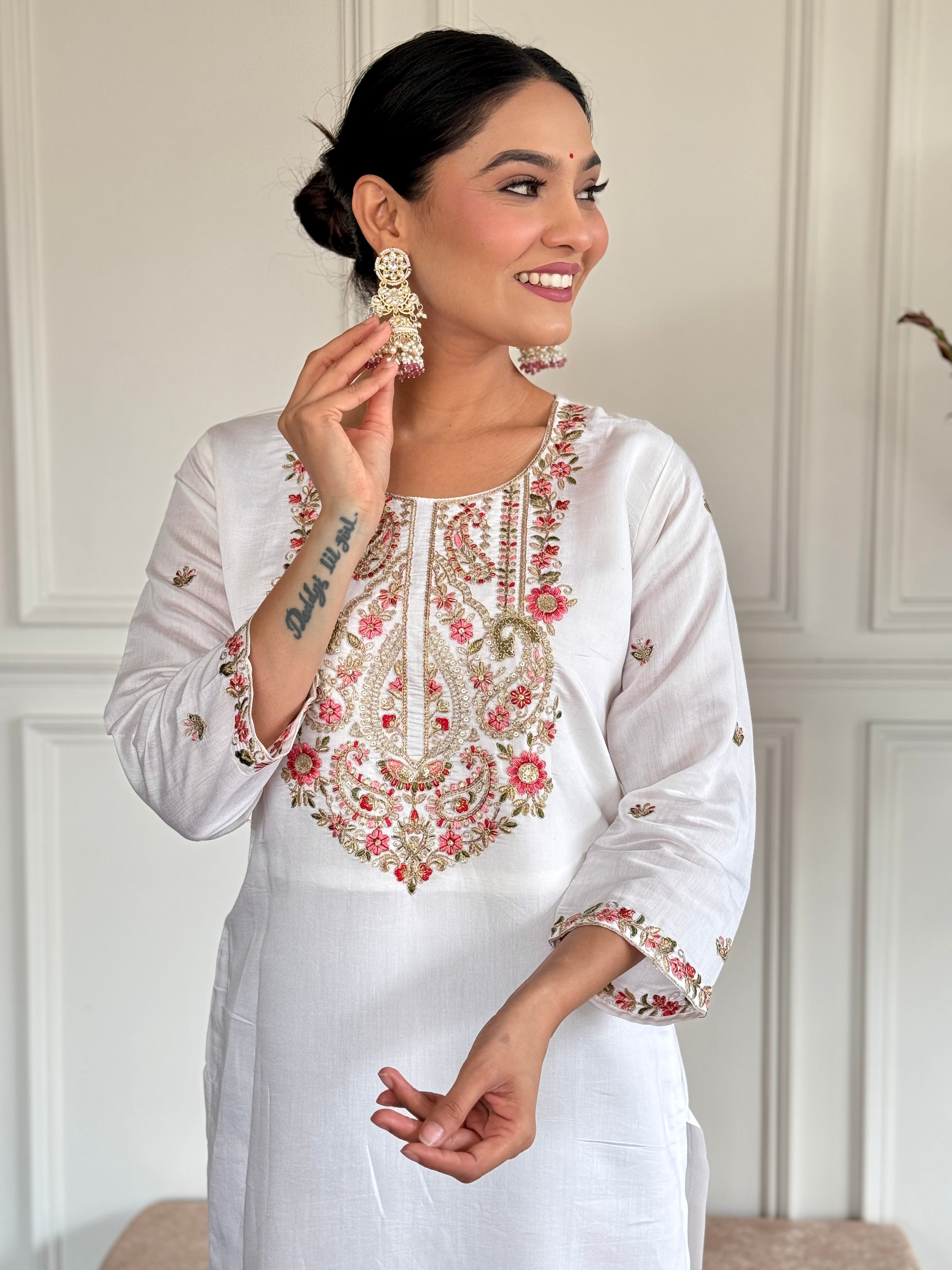 White Viscose Chanderi Embroidered  Kurti Pant Dupatta