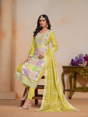 Kurti brodé en organza jaune avec pantalon Dupatta