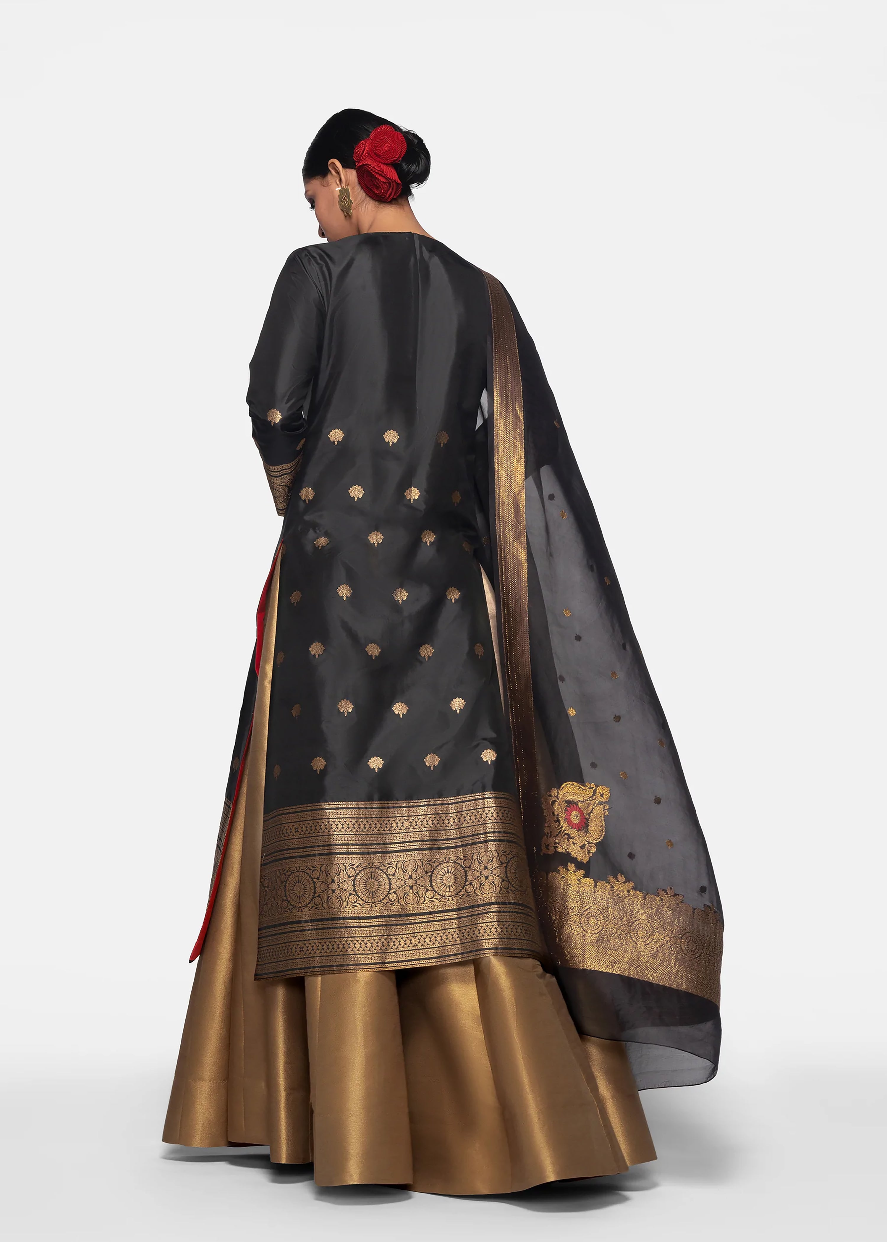 Elina fashion Kurti prêt à porter en soie noire pour femmes avec Palazzo Dupatta 