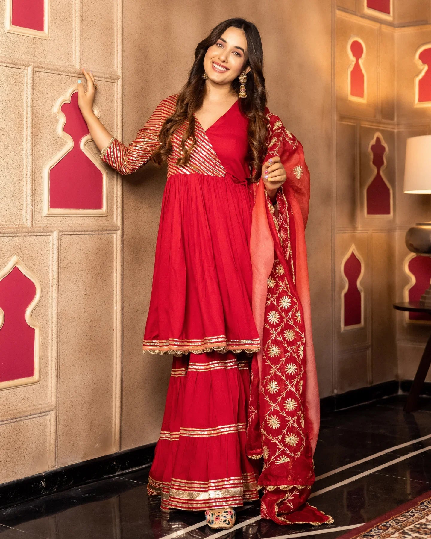 Readymade Rayonne Rouge Angrakha Kurti Sharara Avec Dupatta