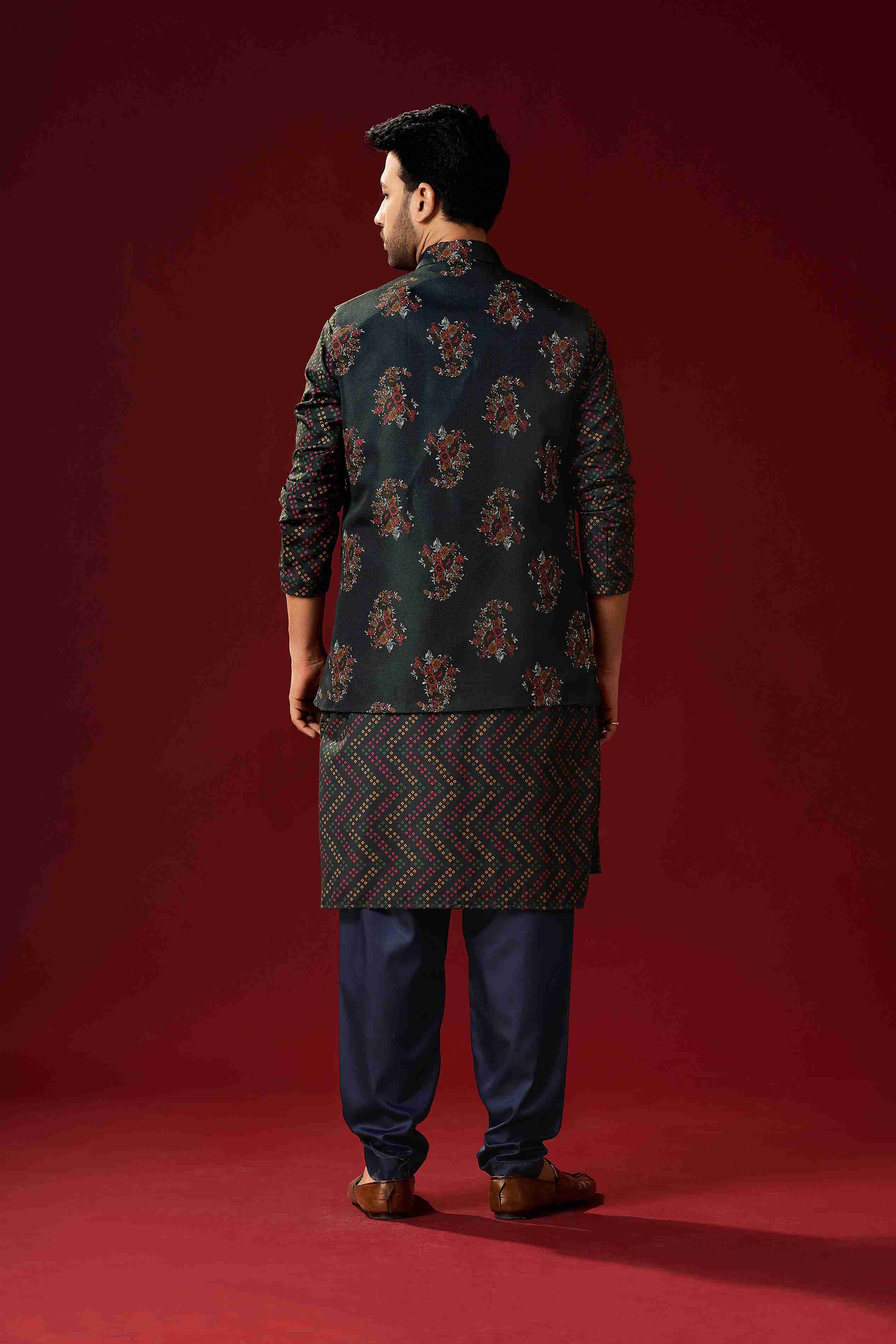 Men's Dark Blue Cotton Kurta Pajama Set With Printed Jacket