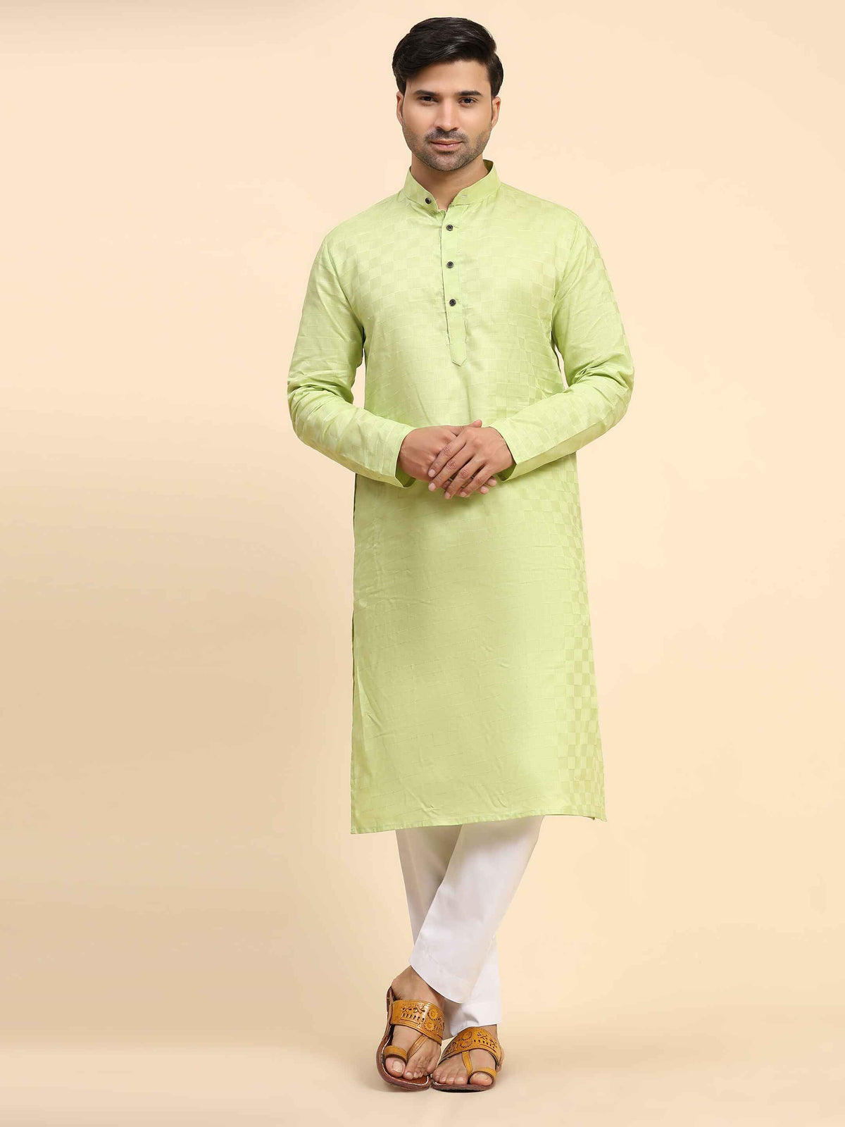 Ensemble pyjama Kurta en coton tissé vert clair pour homme 