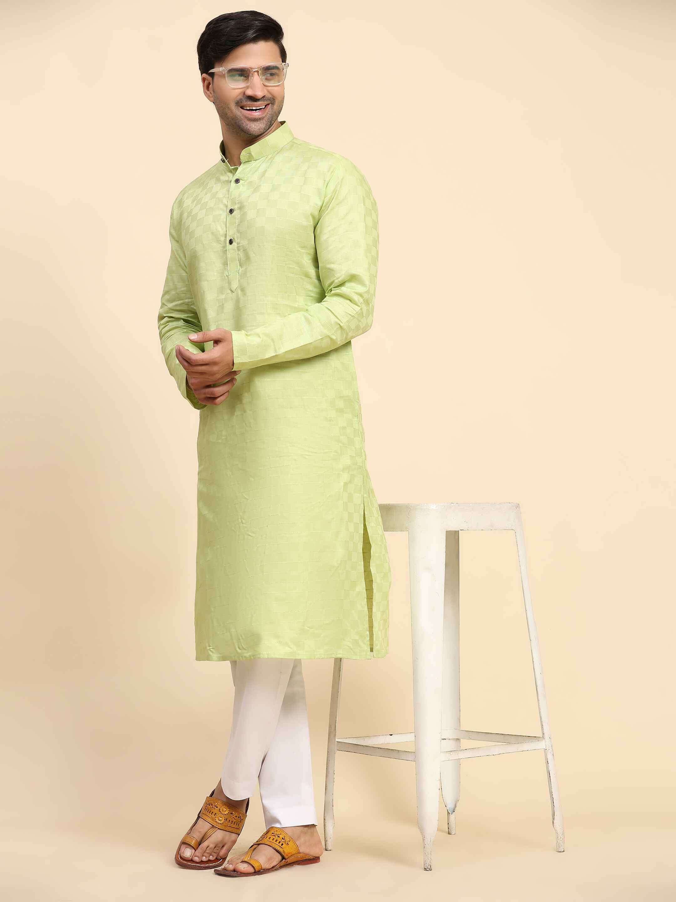 Ensemble pyjama Kurta en coton tissé vert clair pour homme 