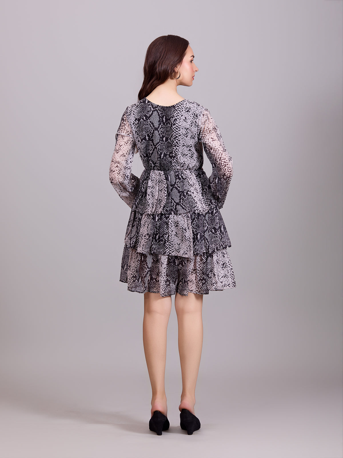 Grey V-Neck Poly Rayon Printed Dress With Puff Sleeves