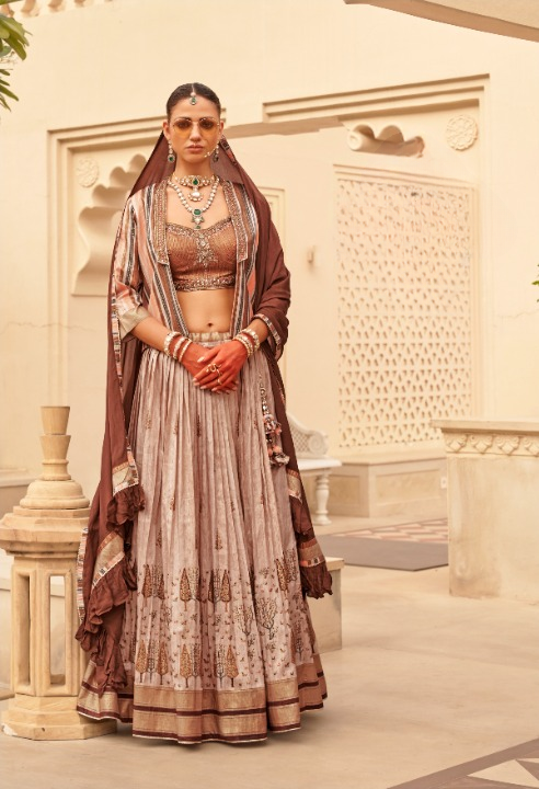 Lehenga Choli en soie marron avec imprimé feuille et koti 