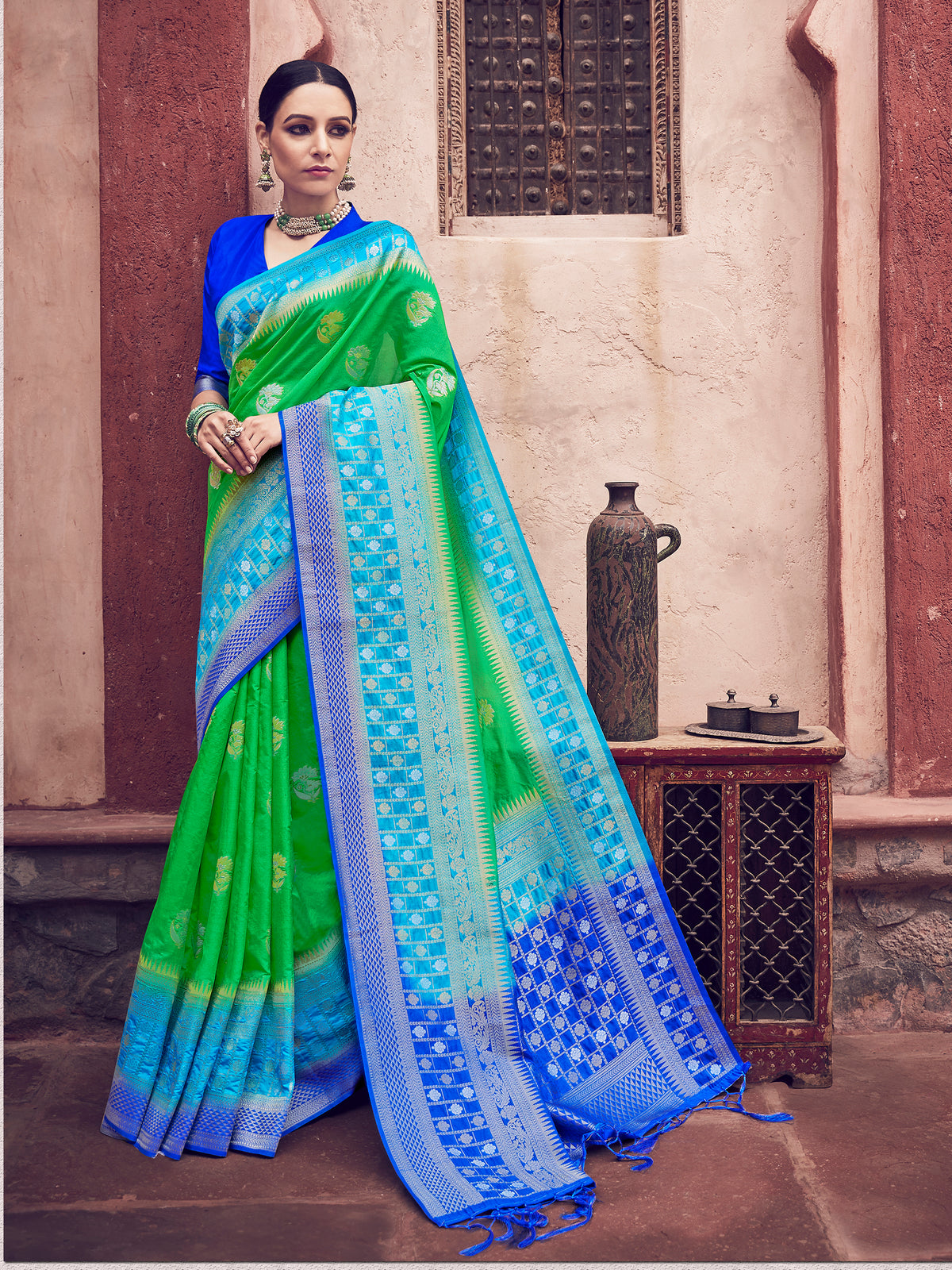 Green Banarasi Art Silk Woven Saree