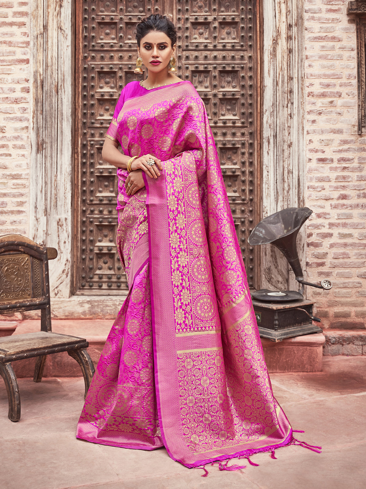 Pink Banarasi Art Silk Woven Saree