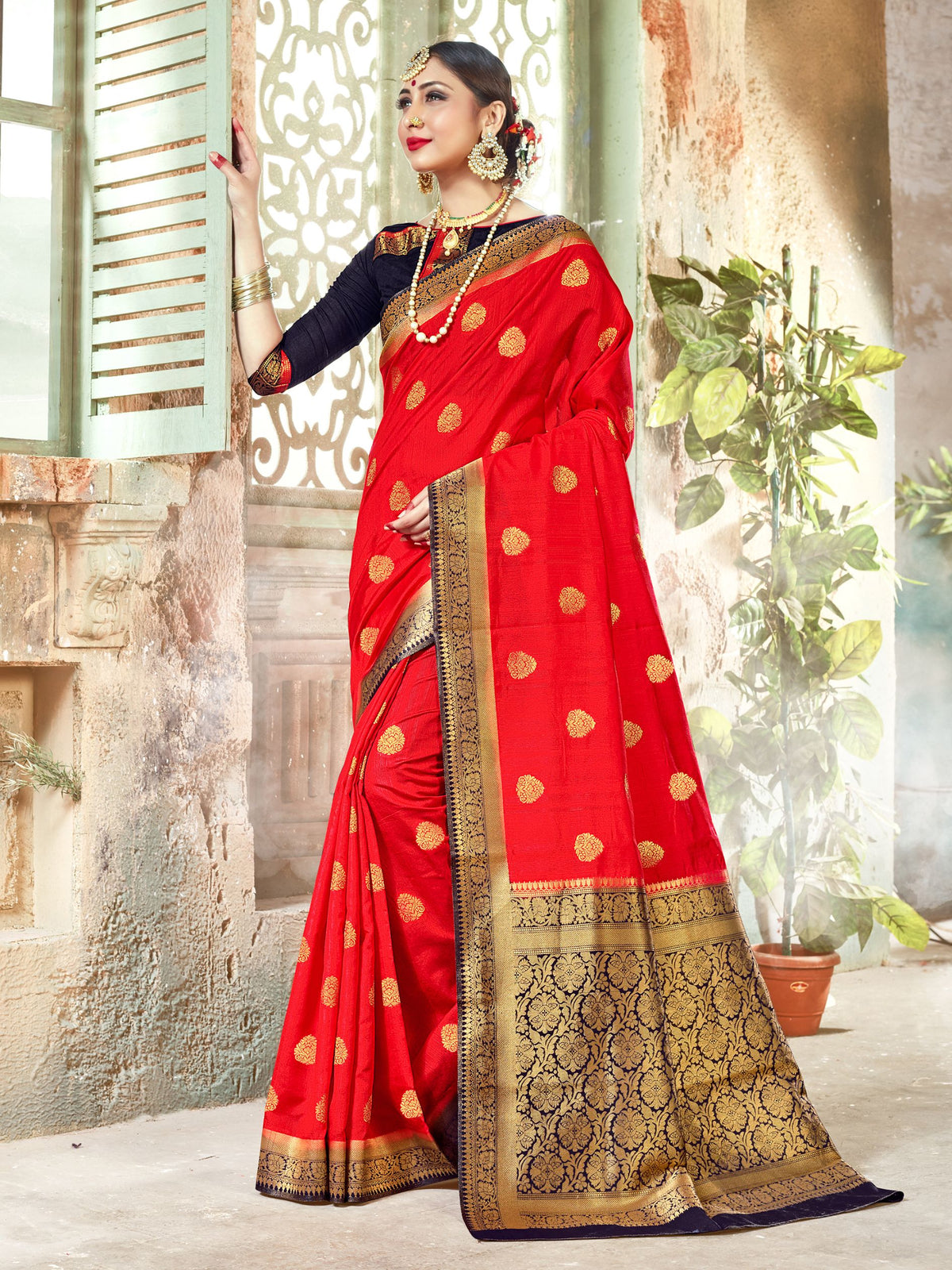 Red Banarasi Art Silk Woven Saree