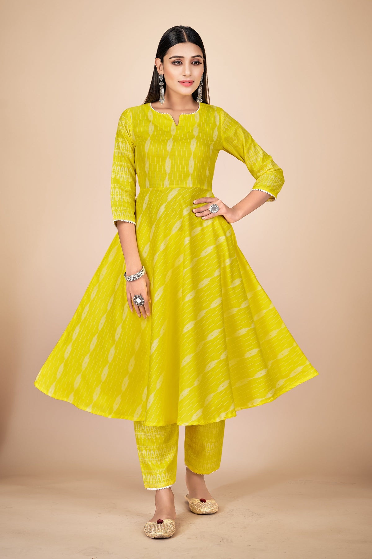 Green Printed Rayon Kurti With Pant