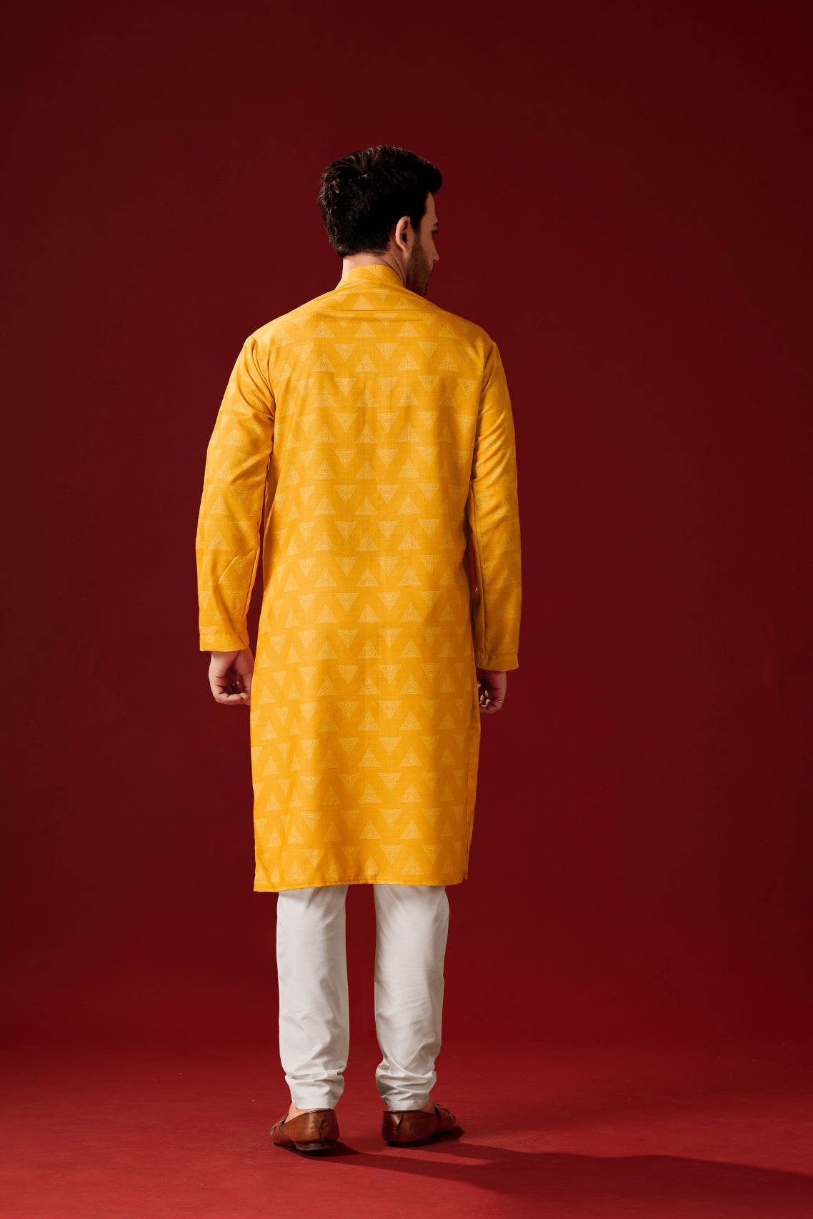 Ensemble pyjama Kurta en coton avec tunique spéciale Haldi jaune pour homme