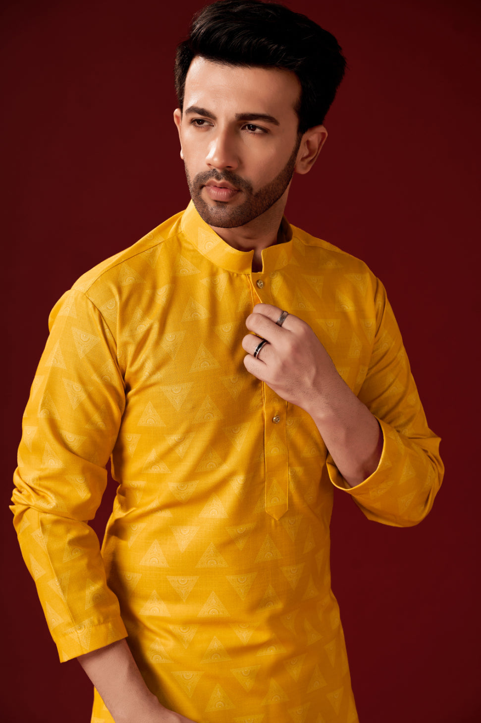 Ensemble pyjama Kurta en coton avec tunique spéciale Haldi jaune pour homme