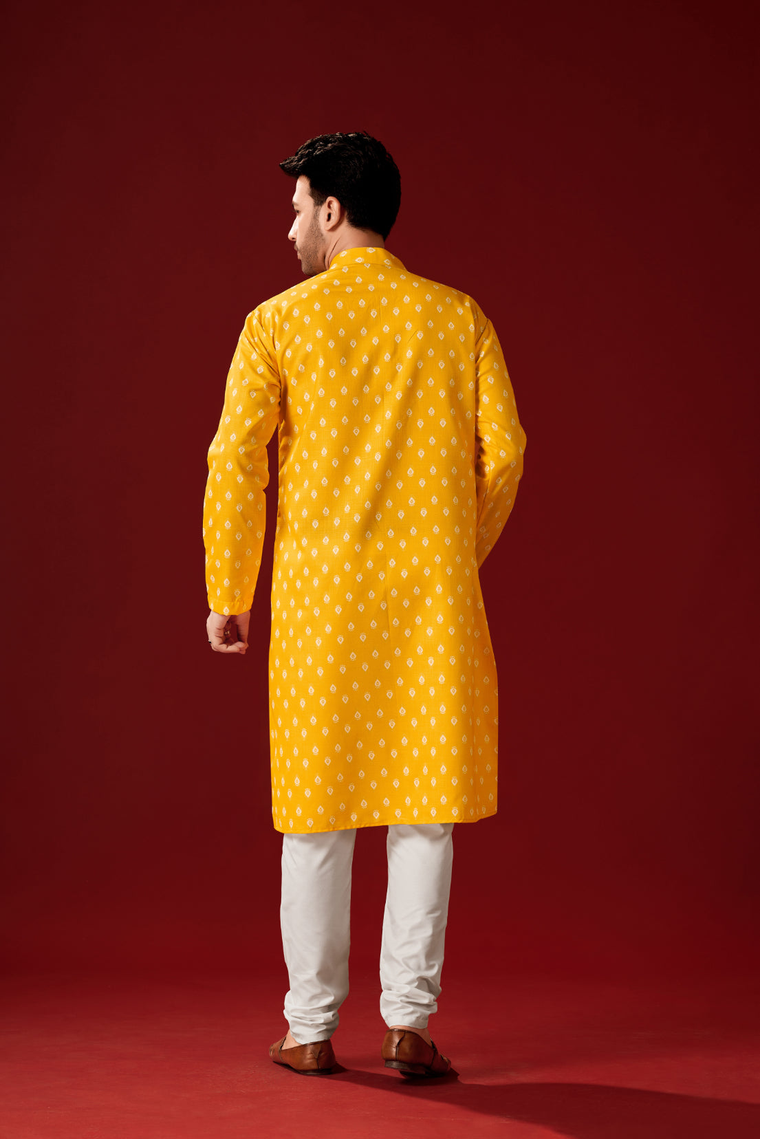 Men's Yellow Printed Cotton Kurta Pajama Set Haldi Outfit