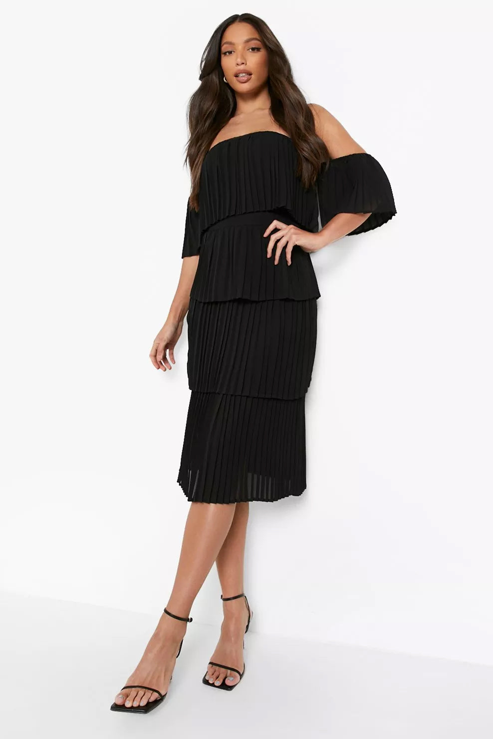 Robe de cérémonie noire plissée à épaules dénudées pour femme 